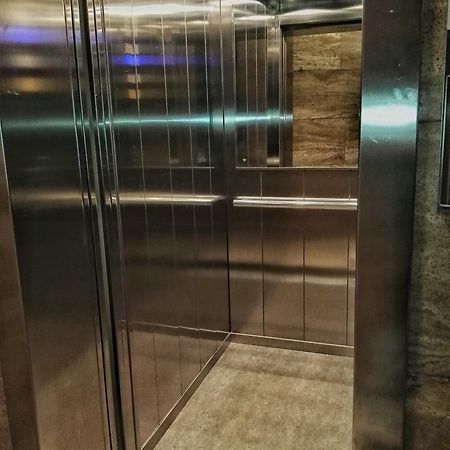 Central City Rooms M09 Apartment โบโลญญา ภายนอก รูปภาพ