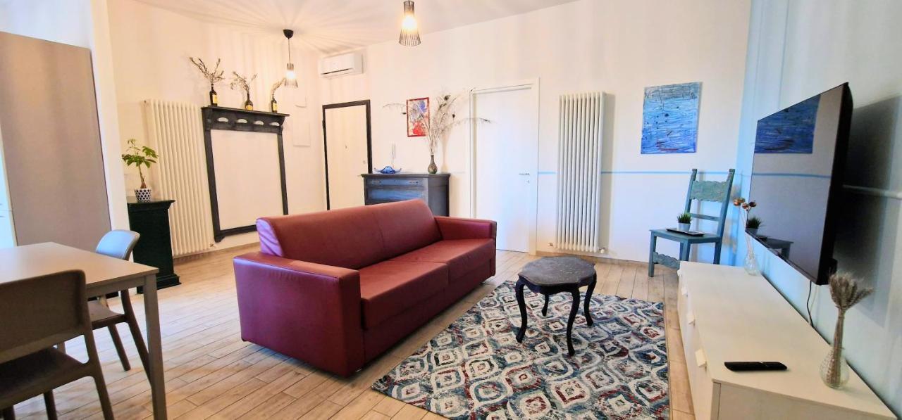 Central City Rooms M09 Apartment โบโลญญา ภายนอก รูปภาพ