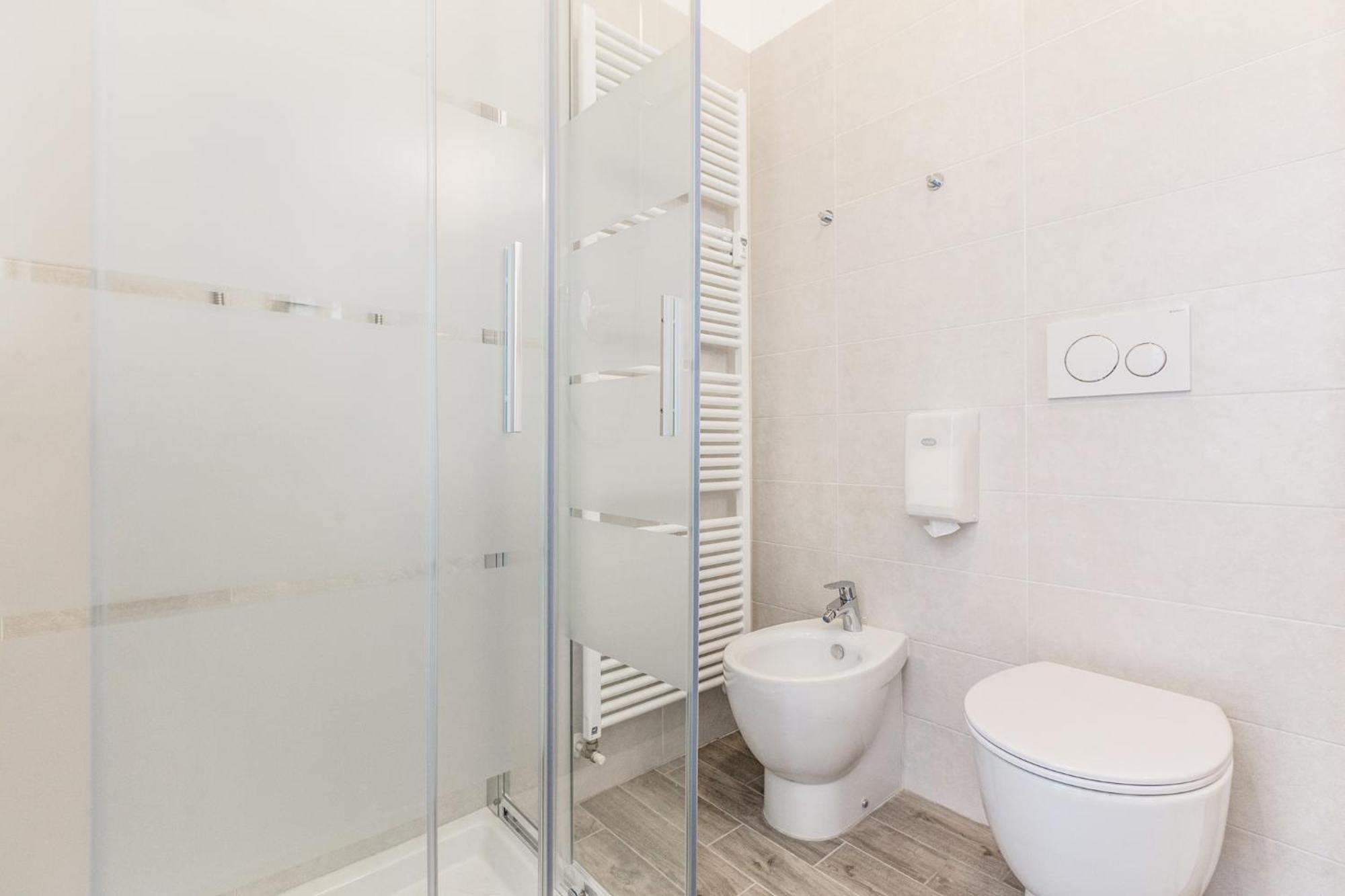 Central City Rooms M09 Apartment โบโลญญา ภายนอก รูปภาพ